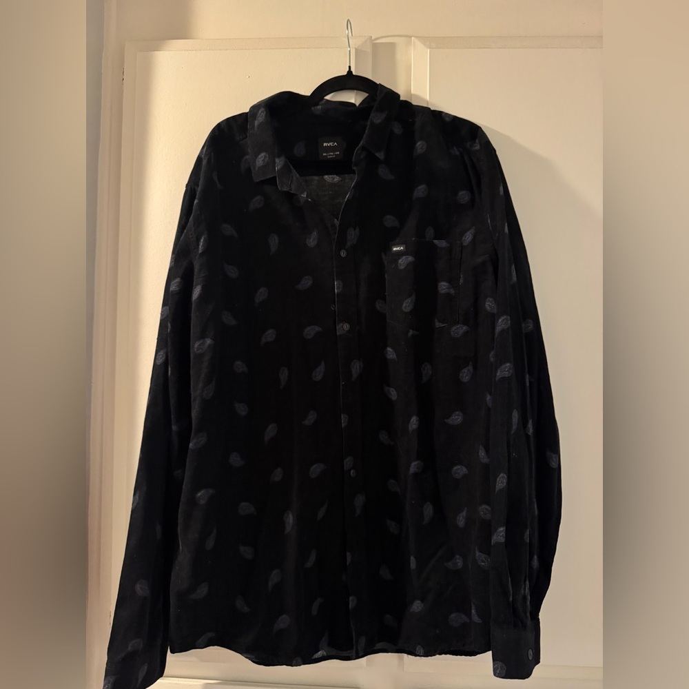 RVCA Men’s Corduroy Black and Gray Paisley Shirt